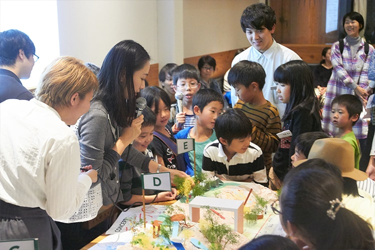 コドモ建築家が考える「新しい公園」のかたち。〈100本のスプーン〉「コドモたちとみんなでつくる公園プロジェクト」レポート。