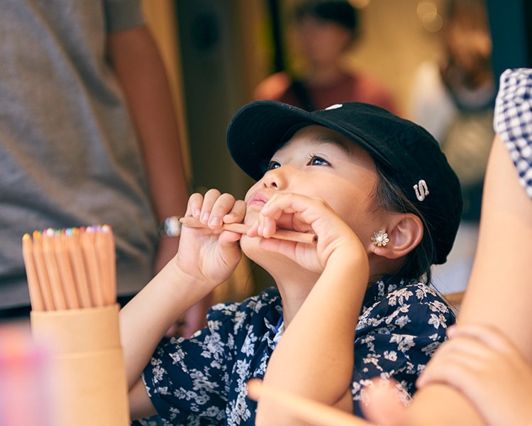 子どもたちが商品アイデアを企画！〈ソニー〉ポータブル超短焦点プロジェクターを使って考えた「子ども企画開発室」開催レポート