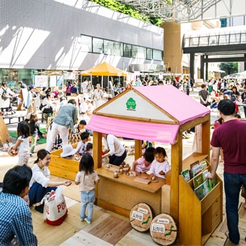 アークヒルズで木育！「木とあそぼう 森をかんがえよう with more trees」