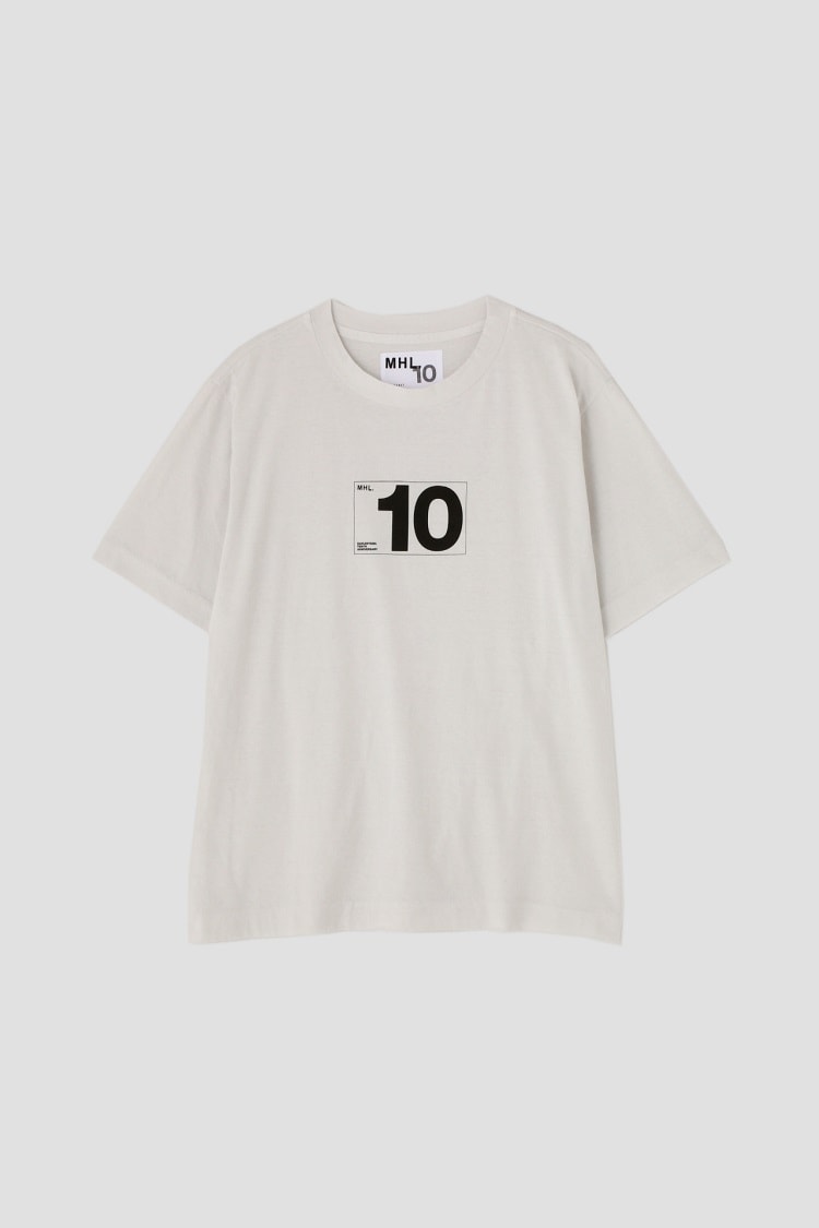 〈MHL〉代官山オープン10周年を記念した限定アイテム「Tシャツ」