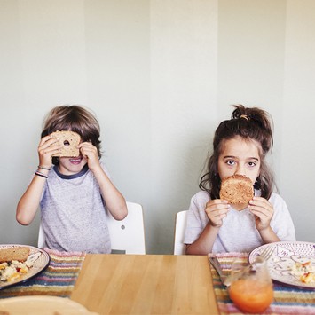 食品ロス、好き嫌い、子どもと食の課題を解決したい。オイシックス×ディズニーの魔法のキット